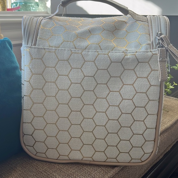 Lunch box - Picture 2 of 3